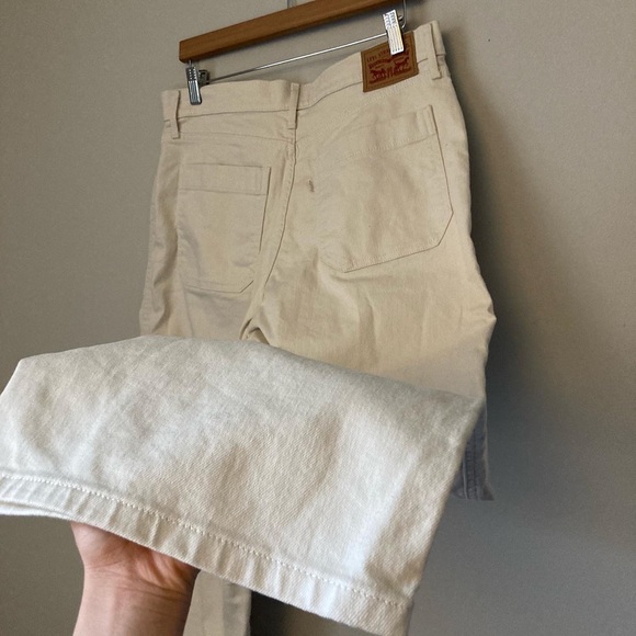 SOLD - Picture 4 of 5